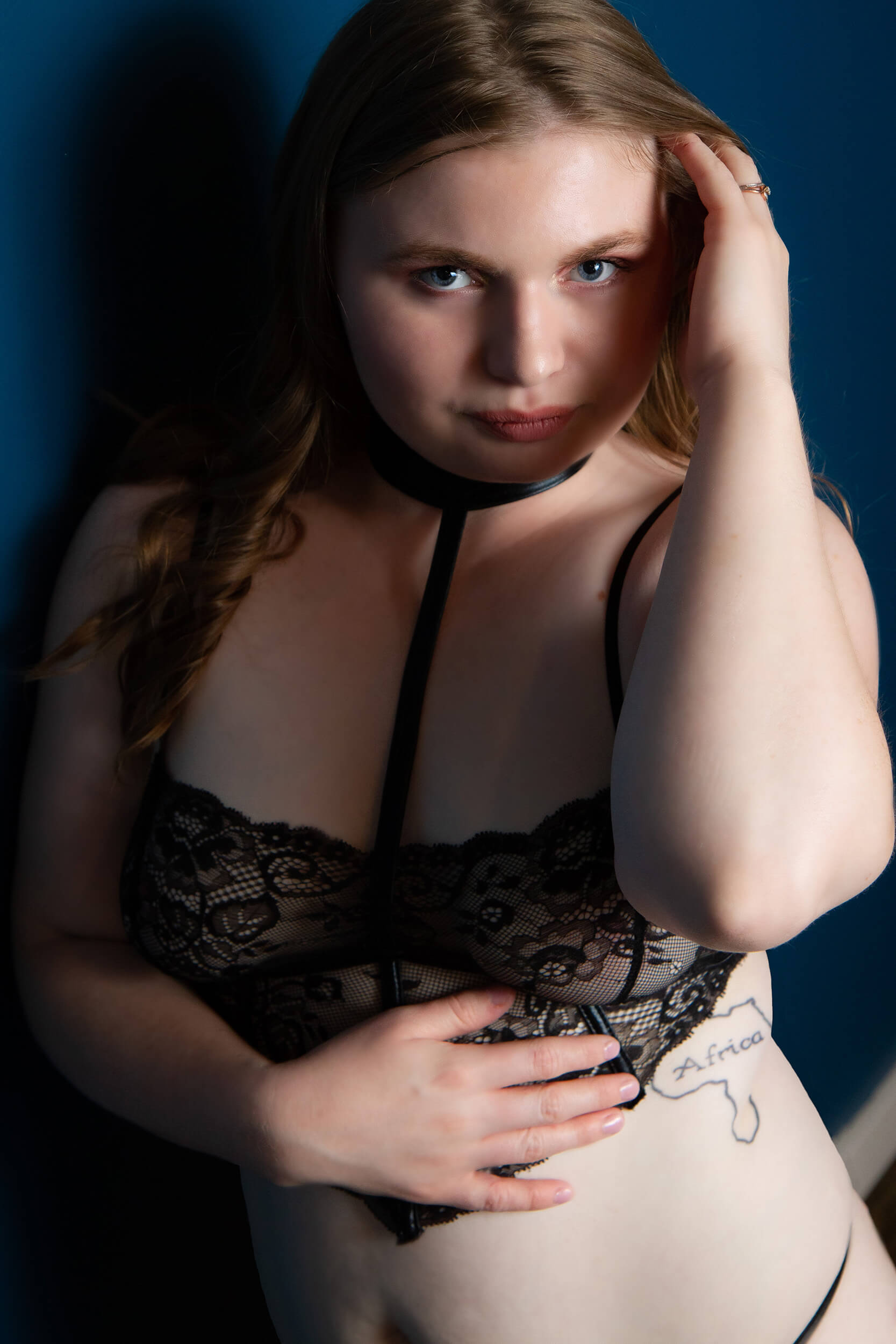 Roses and Scars Photography Boudoir Photographer Saskatoon Photographer (5)